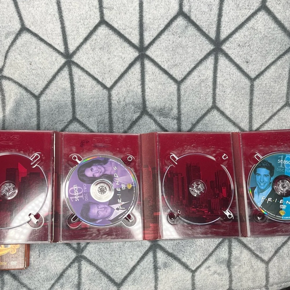 Friends: The Complete TV Series Deluxe DVD 36 Disc Set *SEE DESCRIPTION* B1 - Picture 7 of 10